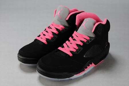 {2keyword} new balance femme foot locker